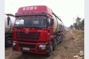 山東濟寧梁山縣二手前四后八散裝水泥罐車選購指南 歐曼、德龍、豪沃車型分析