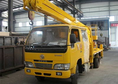 湖北程力專用汽車東風(fēng)小霸王高空作業(yè)車性能解析與水泥車銷售概覽